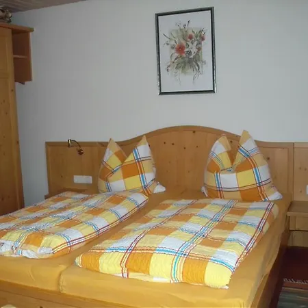 Gasthof Alpenblick 게스트하우스 Hirschegg (Vorarlberg)